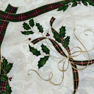 LENOX HOLIDAY NOUVEAU TABLECLOTH 60”x82”